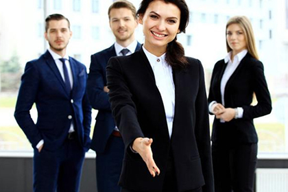 企业拆借资金，出借方能否要求归还本金与利息？